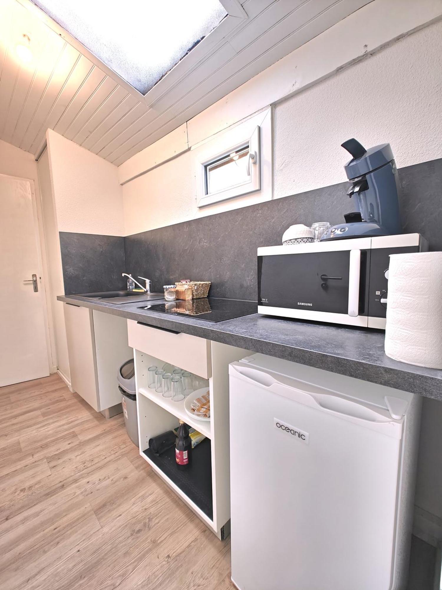 Studio Entier Proche Des Commerces - 1 A 2 Pers - Langon  Buitenkant foto